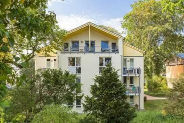 ツーリストアパートメント Heringsdorf   Strand Park