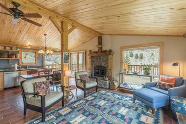 Жильё для туристов Aspen Grove