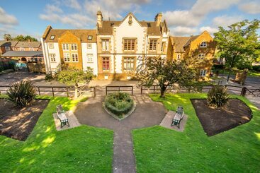 관광객 아파트 Inviting 1 Bed Apartment In Banbury