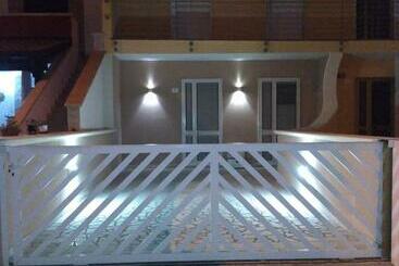 Apartaments turístics Sofia S House