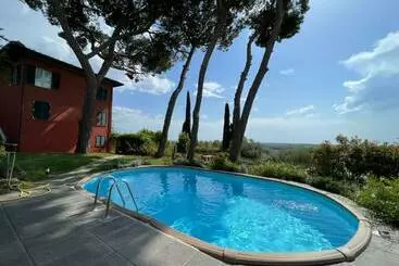 Turistlejligheder Villa Rossa Dall Alto