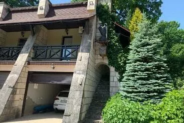 Turistihuoneistot вогняна саламандра