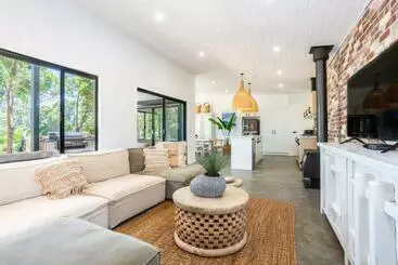 ツーリストアパートメント Rambles Landing   Get Lost Amongst The Trees   New