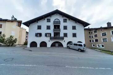 Appartamenti turistici Chesa San Gian   Surlej