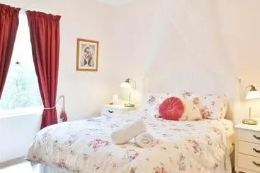 ツーリストアパートメント Encounter Hideaway Cottages