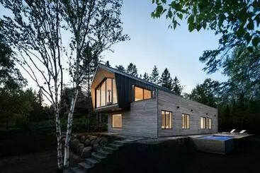 ツーリストアパートメント Luxurious Chalet With Pool, Sauna, Spa & Amazing View