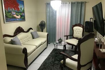 Apartamente turistice Moderno Apto Frente A La Piscina