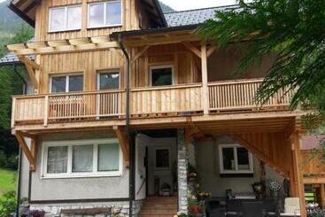 Turist apartmanları Apartment Sandra