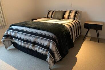 דירות לתיירים Tauranga City Cbd 5th Ave Elegant Entire Home