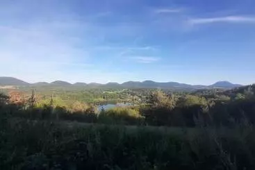 ツーリストアパートメント Gîte Du Sabotier Lamadon