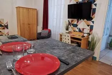 Turistihuoneistot Le Lucerne, Entre Thermes Et Centre Ville Lamaisondefrancois03