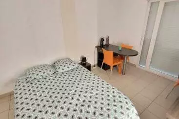 Turistihuoneistot Studio équipé Face Chu