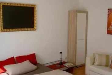 Turistihuoneistot Ferienwohnung Globetrotter