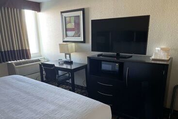 酒店 Baymont By Wyndham Dunmore