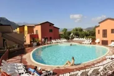 ホテル Les Terrasses De Lozari