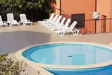 Отель Les Terrasses De Lozari