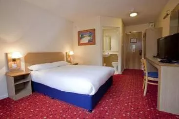 Отель Travelodge Fleet