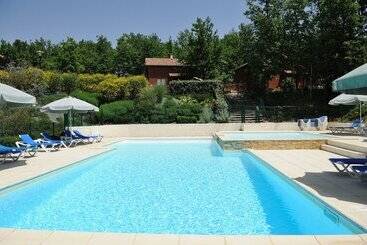 اقامتگاه Résidence Souillac Golf & Country Club