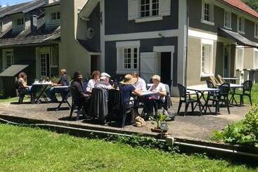 فندق Maison D Hoursentut