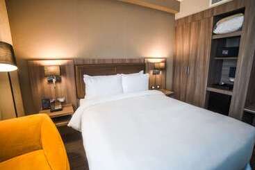 בית מלון כפרי Doubletree By Hilton Trujillo