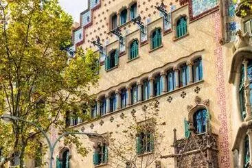 Отель H10 Metropolitan 4* Sup