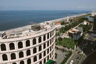 آپارتمان Silk Road Sea Towers Batumi Apart