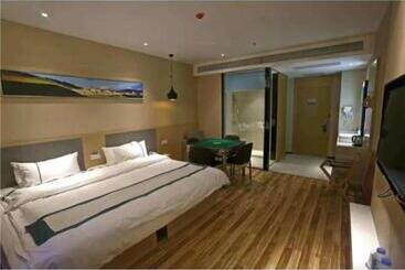 Отель City Comfort Inn Zhenjiang Jurong Shimao