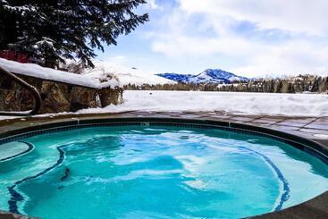 Hotel The Bluff Mountain Retreat