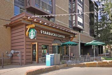 Mp518 Mountain Plaza Hotel Room