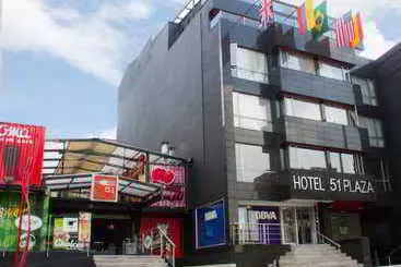 هتل 51 Plaza