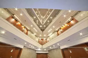 בית מלון כפרי 7 Saltos Resort