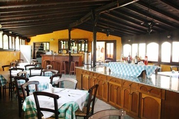 בית מלון כפרי Angel Village