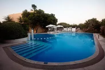 هتل Pergamos Village