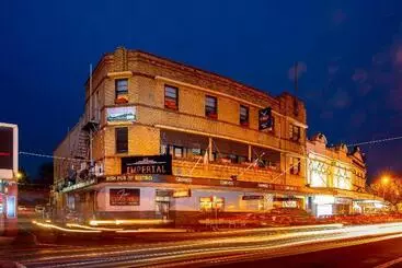 בית מלון כפרי Imperial