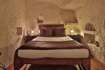 هتل Urgup Evi Cave