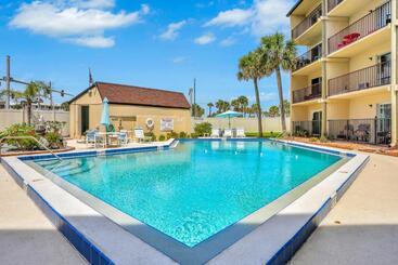 Hotel Mariners Cove 302