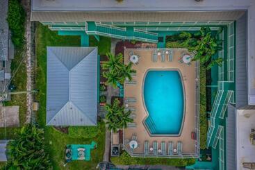 Hotelli Tucked Away In The Sand