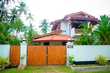 Bed and Breakfast Sawathi Guest Bentota