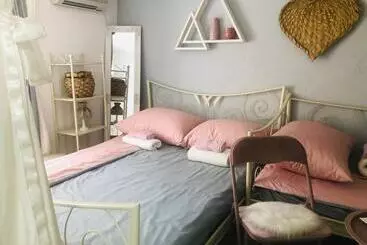 پانسیون Apartman Indira