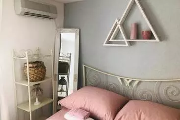 پانسیون Apartman Indira