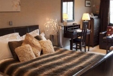 住宿加早餐  Number One St Luke S