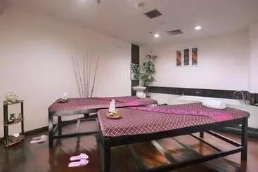 Quest Hotel Darmo   Surabaya By Aston