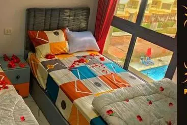 Huoneistohotelli Porto Said شاليه ملكى صف اول بحر بورتو سعيد