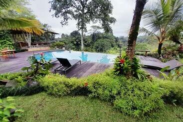 住宿加早餐 Moringga Ubud