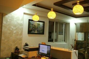 Hotelli Bangalore Airport Inn, Airport Pickup & Drop Available 24x7