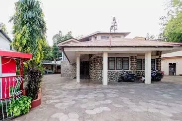 Hotelli Treebo Raval Resort With Valley View