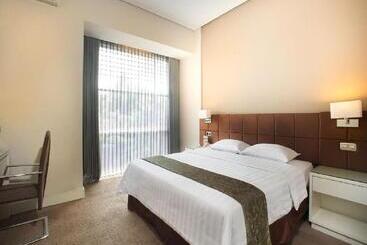 בית מלון כפרי Grand Kecubung