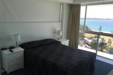 호텔 Ocean Plaza Resort