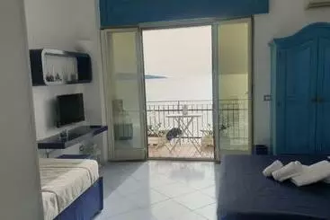 Aparthotel Vient Mpop Con Terrazza Vista Mare