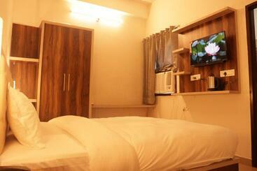 فندق Paradise Inn